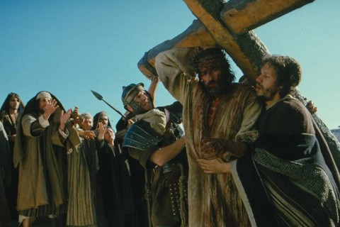 Paixão de Cristo mobiliza Sorocaba