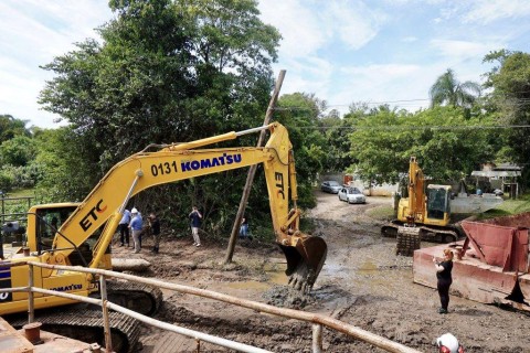 Desassoreamento reforça defesa de Sorocaba contra enchentes e protege marginais do Rio Sorocaba