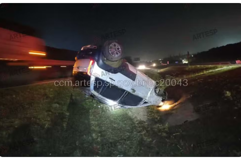 Capotamento na SP-75 deixa um morto e quatro feridos em Itu