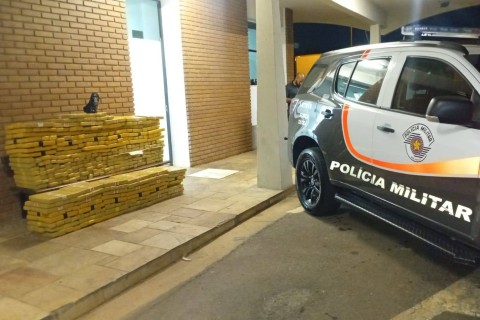 PM intercepta carreta com meia tonelada de maconha em Sorocaba